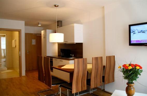 Apart Mountain Lodge Mayrhofen Quarto foto
